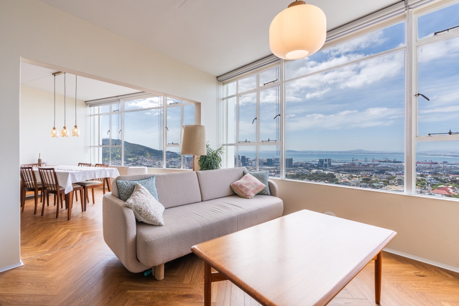 1 Bedroom Property for Sale in Vredehoek Western Cape